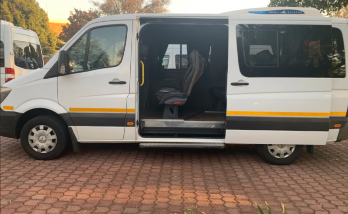 9 Seater Sprinter Exterior Lux