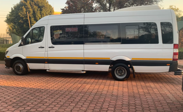 21 Seater Sprinter Exterior Semi Lux